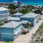 5 Bed, 5 Bath Beach Home/Only A 3 Minute Walk To The Beach! Sleeps 12