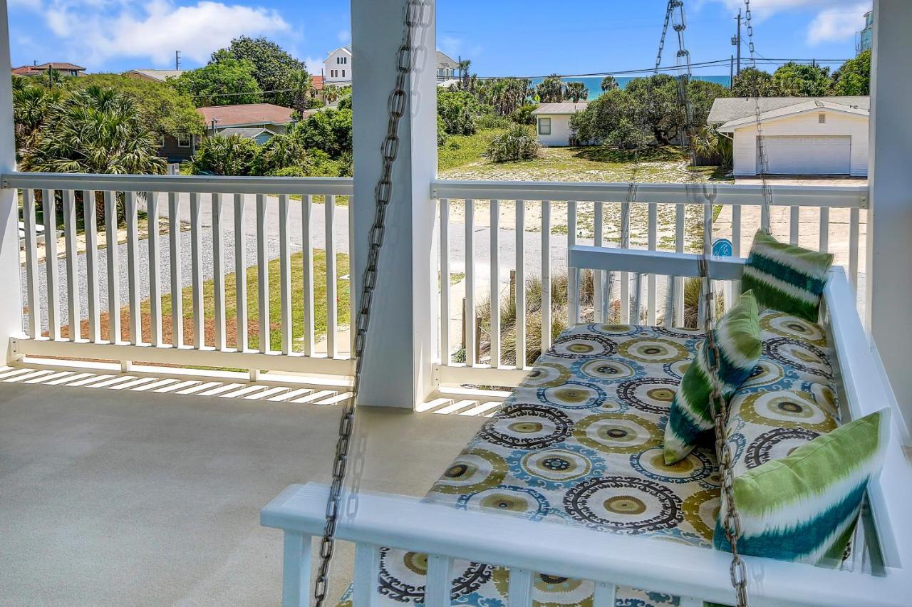 Holiday home 5 Bed, 5 Bath Home/only A 3 Minute Walk To The Beach! Sleeps 12 *