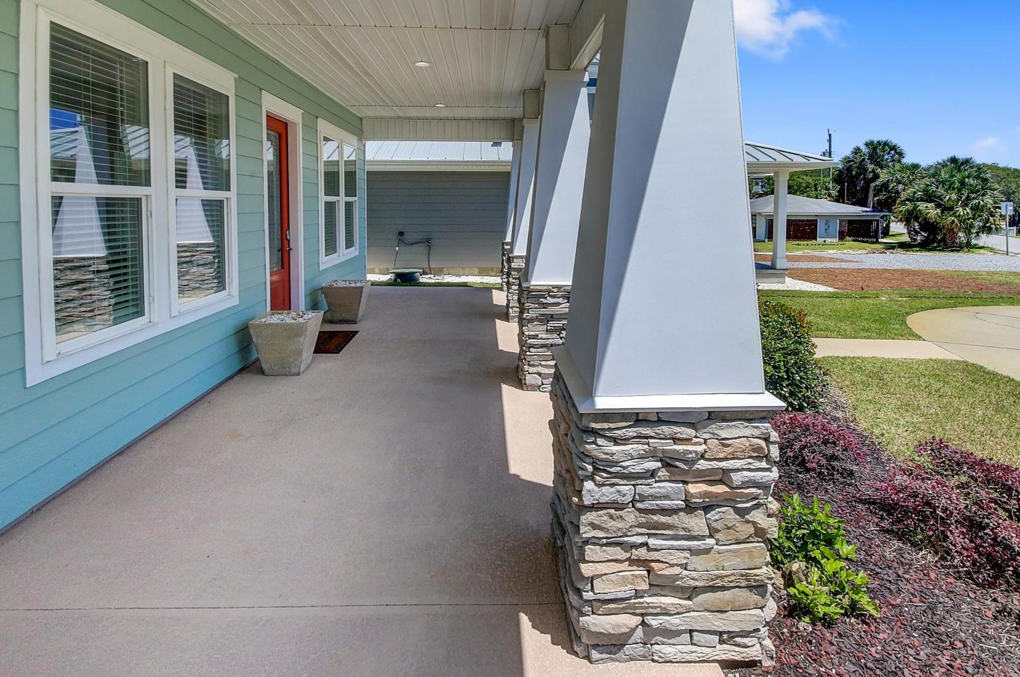 5 Bed, 5 Bath Home/only A 3 Minute Walk To The Beach! Sleeps 12 Holiday home Panama City Beach