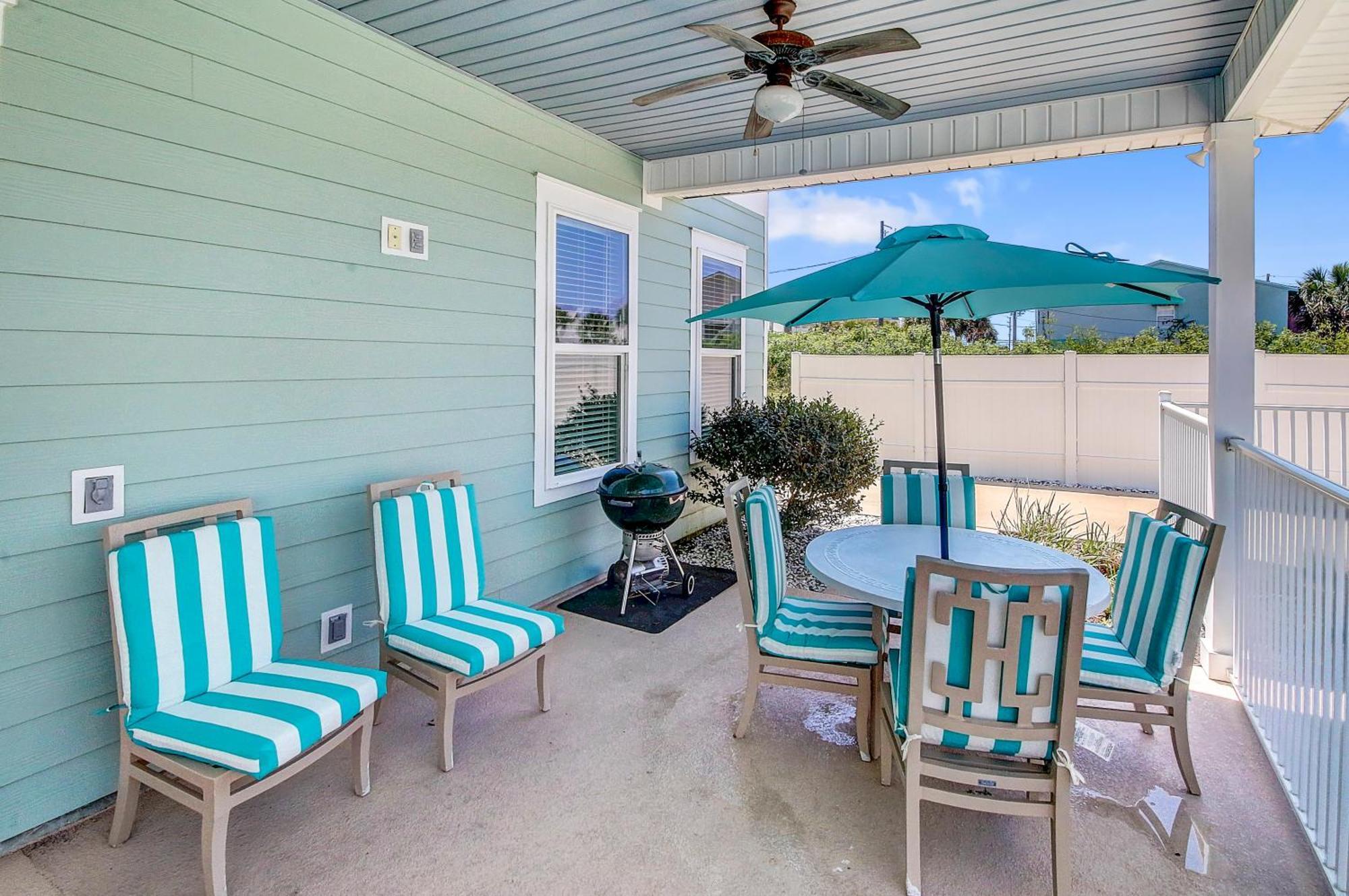 Holiday home 5 Bed, 5 Bath Home/only A 3 Minute Walk To The Beach! Sleeps 12